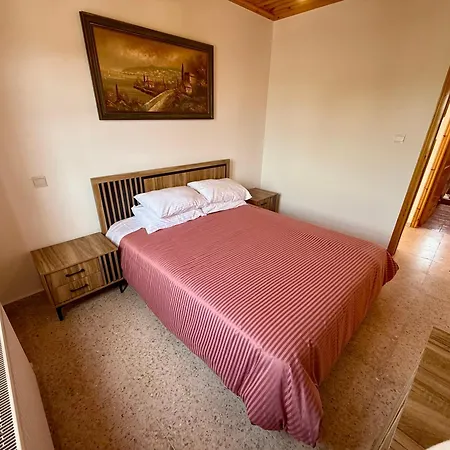 Villa Authentic 5 Bedroom Stone With Pool In Kathikas