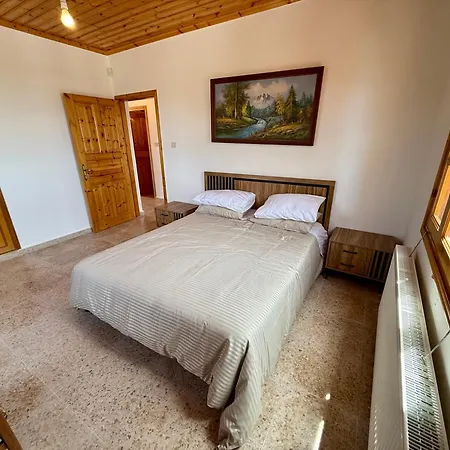 Villa Authentic 5 Bedroom Stone With Pool In *