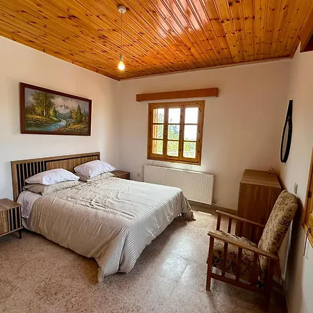 Authentic 5 Bedroom Stone With Pool In